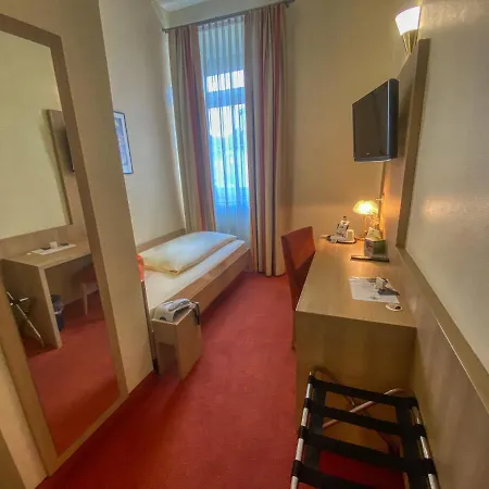 Partner Berliner Hof 3* קרלסרוהה