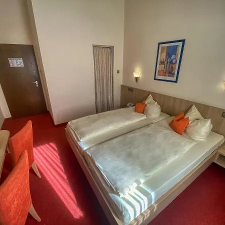Hotel Partner Berliner Hof 3*