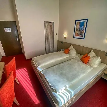 Partner Berliner Hof فندق 3*