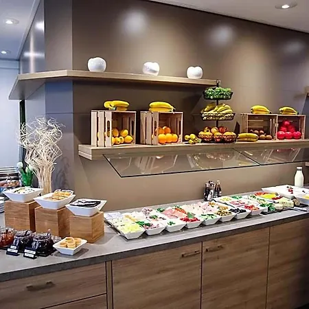 Partner Berliner Hof فندق