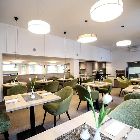 Partner Berliner Hof Hotell 3*