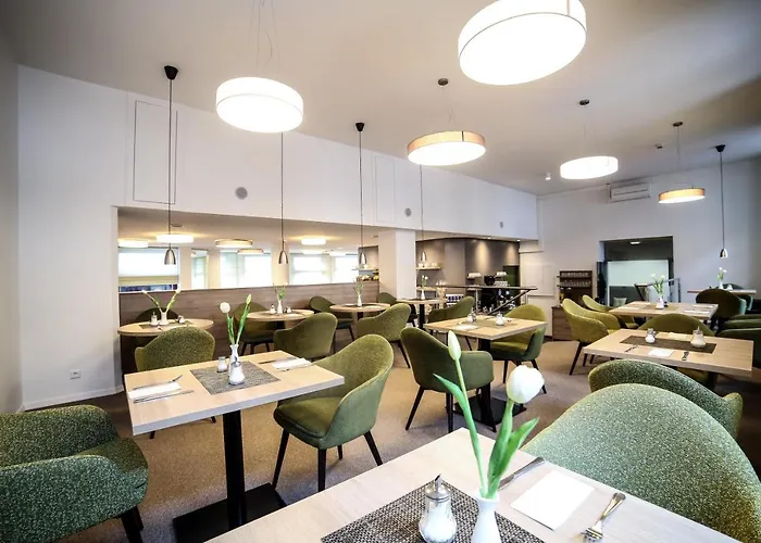 Partner Berliner Hof Hotel 3*